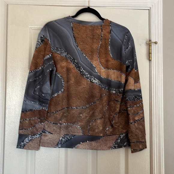 Longsleeve Crew Neck Fashion Top Size M - Picture 3 of 4